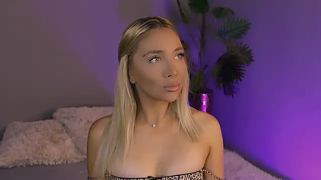 Jessielle online show from 07/07/26, 07:23