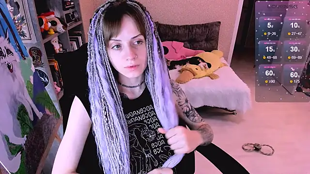 NaniMoore online show from 12/02/24, 11:34