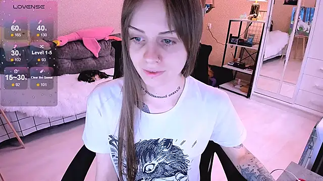 NaniMoore online show from 01/10/25, 09:13