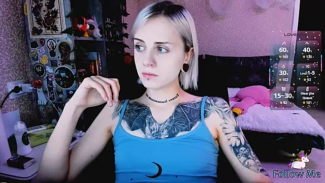 NaniMoore online show from 11/13/25, 08:08