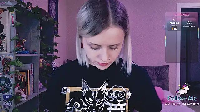 NaniMoore online show from 02/27/26, 07:58