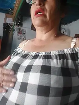 clarita 01 online show from 04/08/26, 12:38