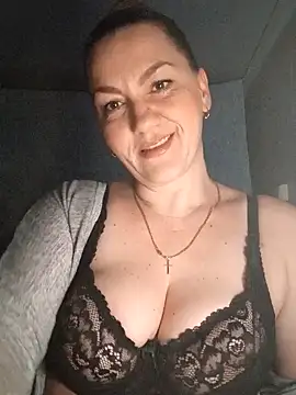 Ant0nina online show from 12/15/24, 10:04