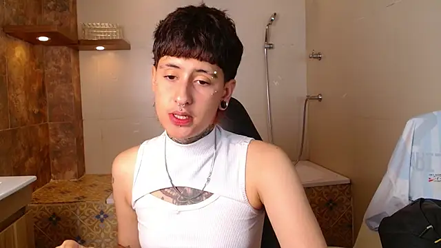 Ethan lennox online show from 11/14/25, 02:27