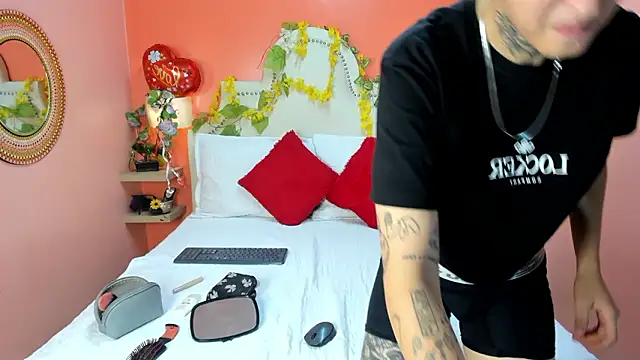 Ethan lennox online show from 03/21/26, 09:29