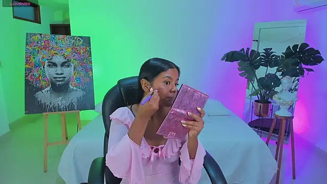 JANYLOVE   online show from 04/15/26, 10:55