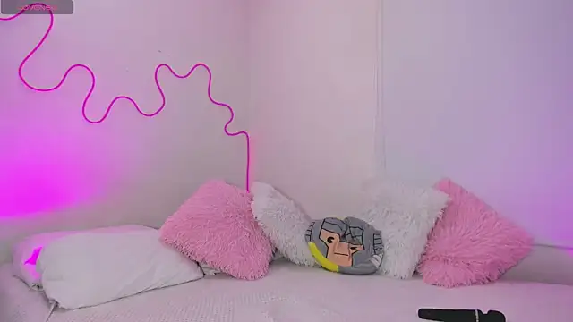 karly rioss online show from 12/22/25, 02:08