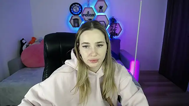 SabrinViolet online show from 02/21/26, 09:10