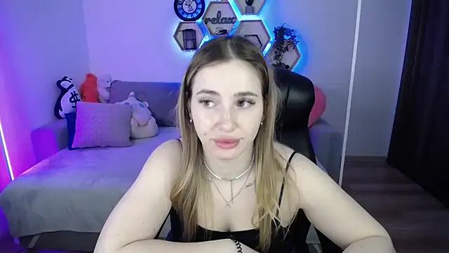 SabrinViolet online show from 03/23/26, 09:13