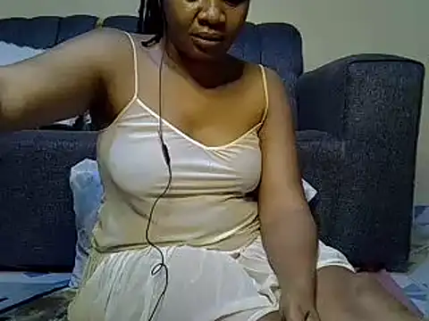 Sexy Kezzy online show from 03/06/26, 09:28