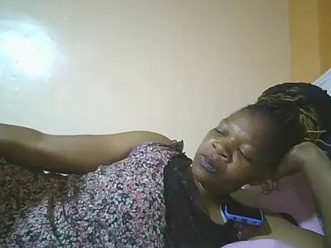 Snapshot of clakemmy250 chatting on 01/01/25, 08:45 clakemmy250 online show from 01/01/25, 08:45
