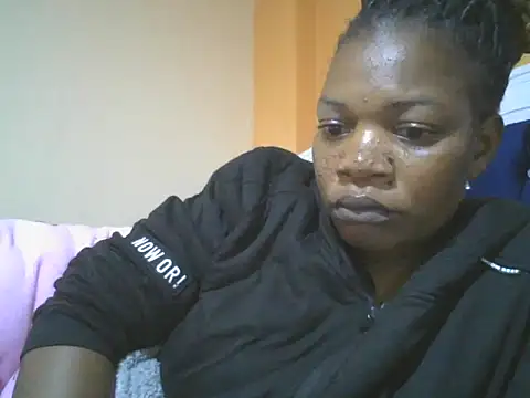 Snapshot of clakemmy250 chatting on 01/03/25, 09:36 clakemmy250 online show from 01/03/25, 09:36