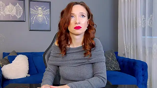 AnneHove online show from 12/02/25, 06:08