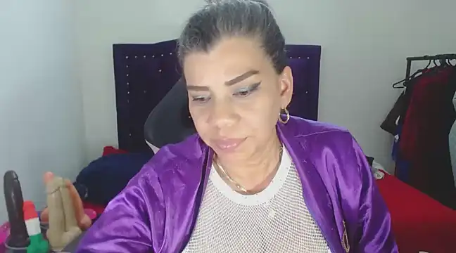 vikyadams online show from 03/20/25, 07:25