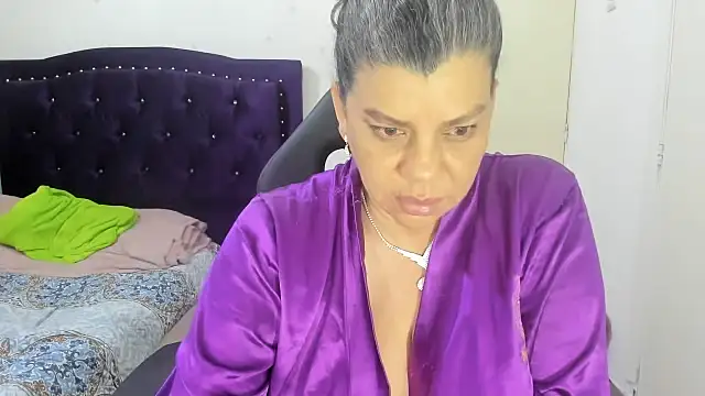 vikyadams online show from 09/12/25, 11:21