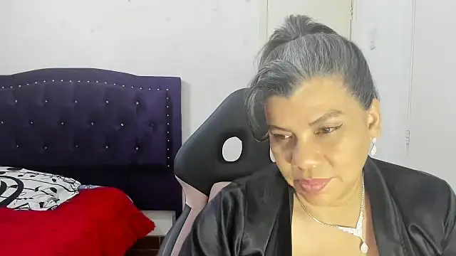 vikyadams online show from 09/20/25, 02:40