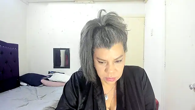 vikyadams online show from 02/06/26, 06:29