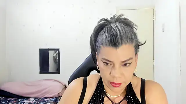 vikyadams online show from 02/24/26, 10:02