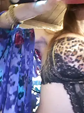 vampvanna23 online show from 12/01/24, 11:14