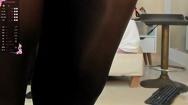 Sara Gomez online show from 02/14/25, 09:34