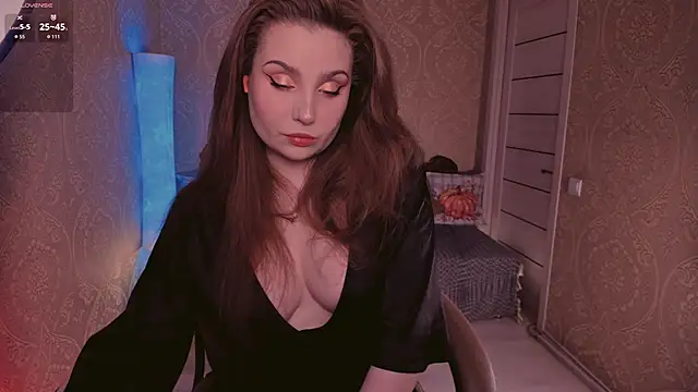 Eesmaaarrr online show from 10/23/25, 11:24