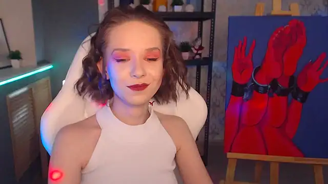 Snapshot of FascinatingEyess chatting on 12/29/24, 09:09 FascinatingEyess online show from 12/29/24, 09:09