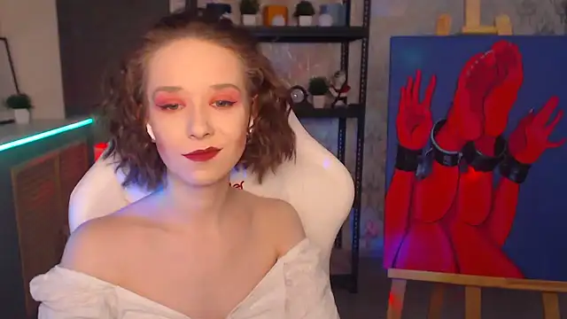 Snapshot of FascinatingEyess chatting on 12/30/24, 10:34 FascinatingEyess online show from 12/30/24, 10:34