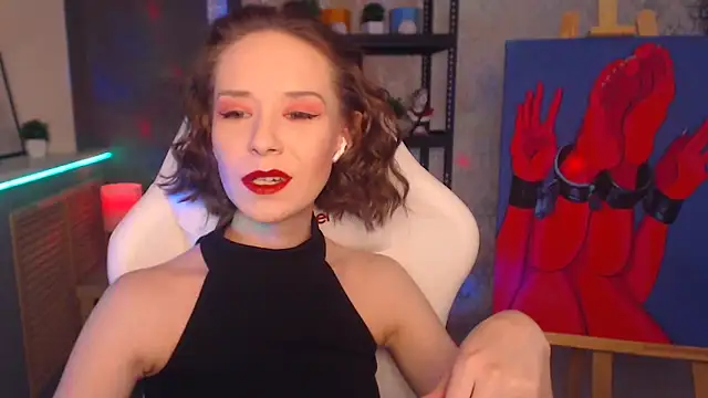 Snapshot of FascinatingEyess chatting on 01/11/25, 06:54 FascinatingEyess online show from 01/11/25, 06:54