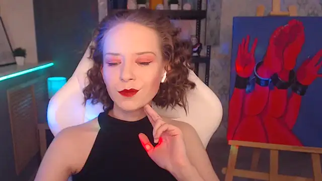 Snapshot of FascinatingEyess chatting on 02/04/25, 05:10 FascinatingEyess online show from 02/04/25, 05:10