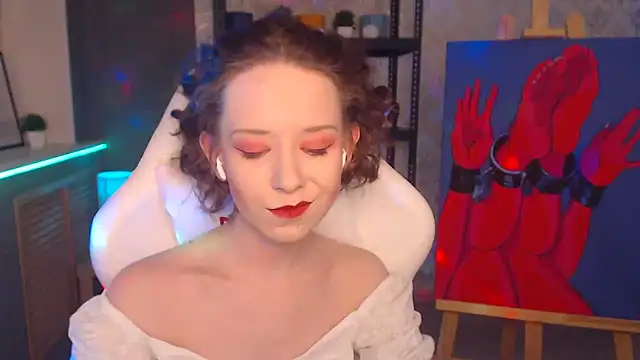 Snapshot of FascinatingEyess chatting on 02/06/25, 08:02 FascinatingEyess online show from 02/06/25, 08:02