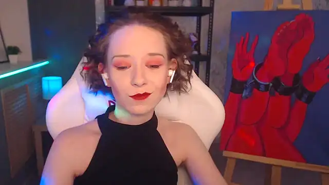 Snapshot of FascinatingEyess chatting on 02/22/25, 03:23 FascinatingEyess online show from 02/22/25, 03:23