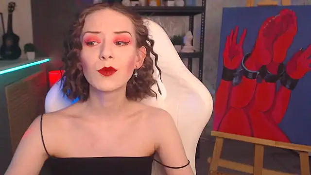 FascinatingEyess online show from 11/30/25, 10:47