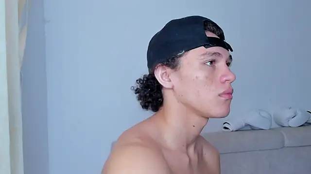 laurent nova online show from 01/27/25, 02:35