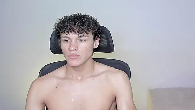 laurent nova online show from 10/14/25, 06:25