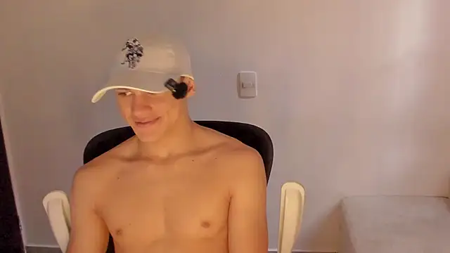 laurent nova online show from 01/11/26, 08:03