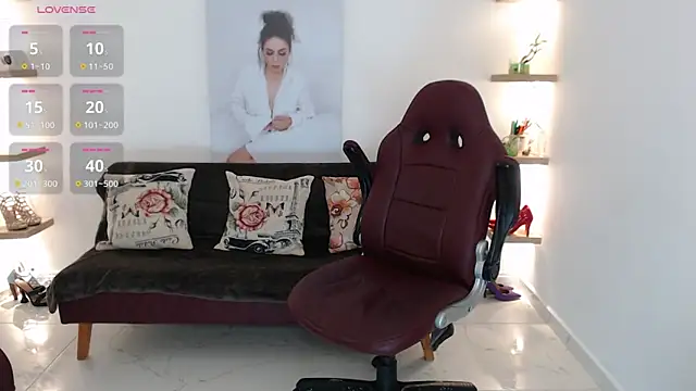 zehra sanem online show from 04/15/26, 02:46