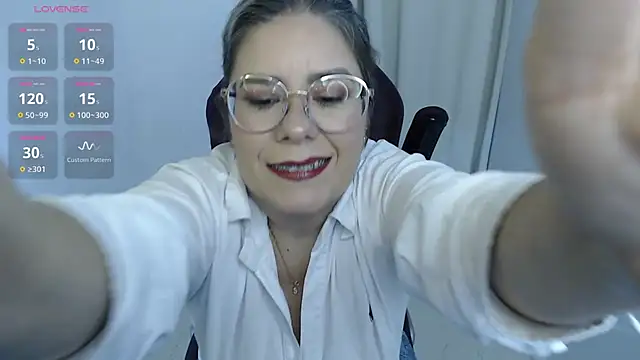 zehra sanem online show from 07/16/26, 02:56