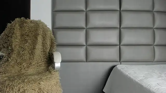 dereksmith2 online show from 02/04/25, 09:41