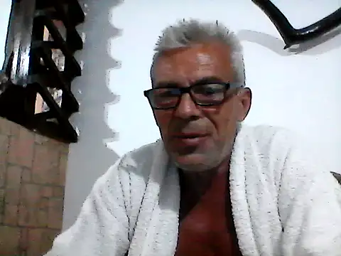 Picolo4111 online show from 09/22/25, 07:49