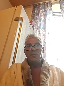 Picolo4111 online show from 09/28/25, 06:30
