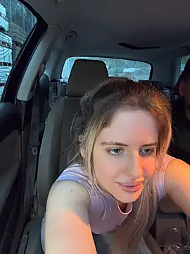 Holly-Glamour online show from 06/11/26, 02:53