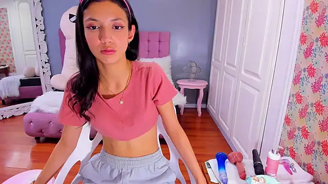 Iris Stone  online show from 01/09/25, 04:28