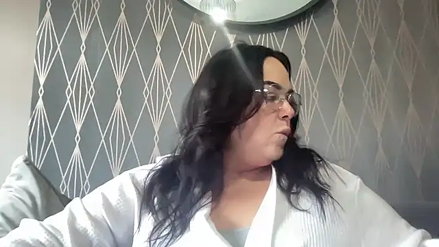 clara lu online show from 03/18/25, 08:47