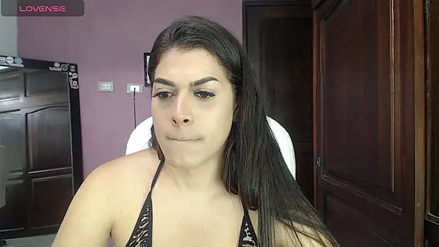 Luciana Ortiz1 online show from 01/10/25, 05:34