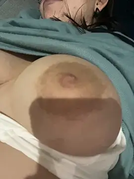 VioletPearson online show from 11/20/25, 02:45