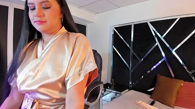 Ivanna18 x online show from 10/15/25, 03:17