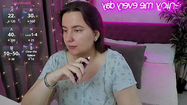 FeralPeach online show from 09/21/25, 03:41