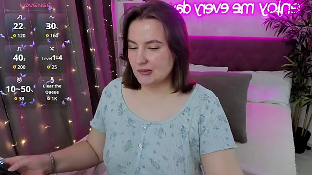 FeralPeach online show from 10/15/25, 05:29