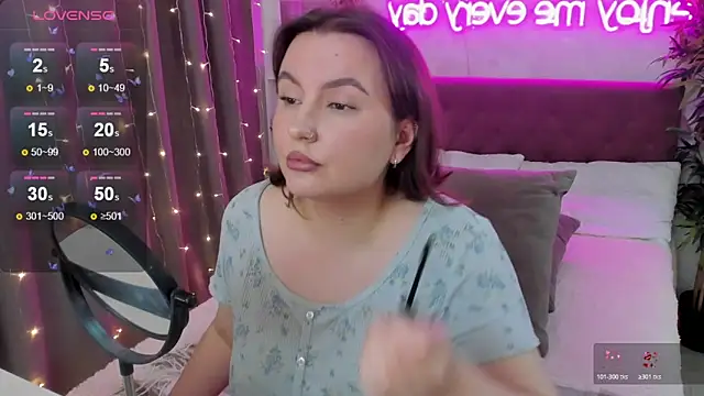 FeralPeach online show from 11/15/25, 05:05