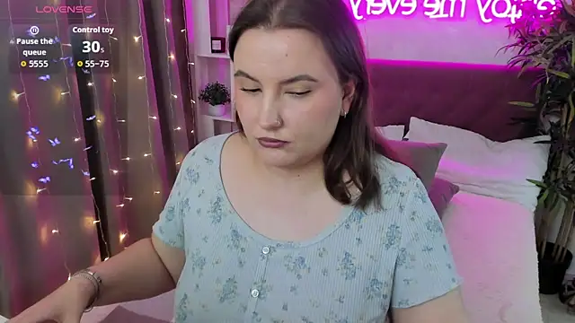 FeralPeach online show from 02/07/26, 05:22